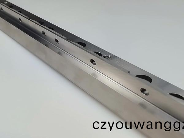固定(ding)刀(dao)架(jia)，定刀架，得人精(jing)工定(ding)製(zhi)切粒機(jī)配(pei)件