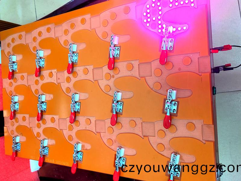 得人(ren)精(jing)工(gong)老化(hua)治(zhi)具，LED老(lao)化(hua)治具(ju)，電(dian)池老(lao)化(hua)治具(ju)